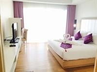 Imperial Ocean Palms Service Apartment 21/50