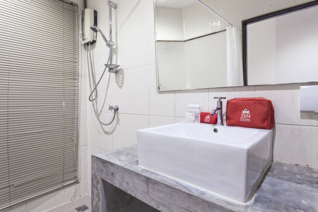 Zen Rooms Nanai Phuket 26/79