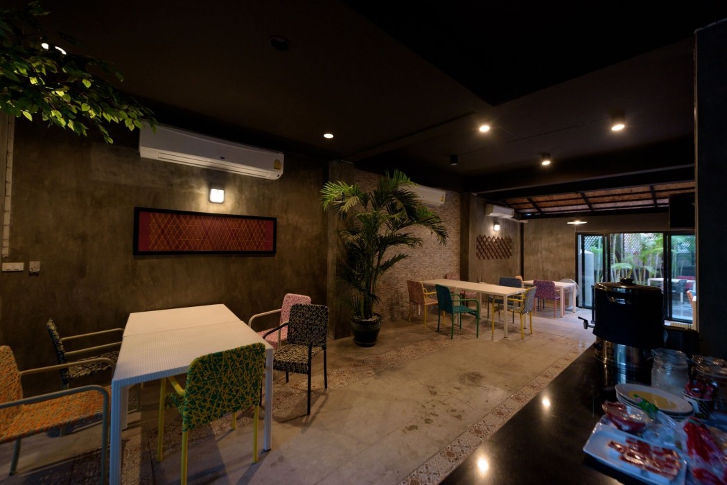 The Cliff Pattaya By Dede 66/100