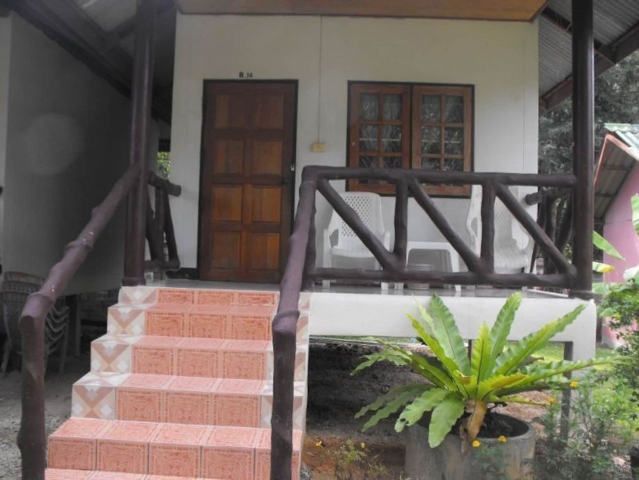 Adam Bungalows 13/20