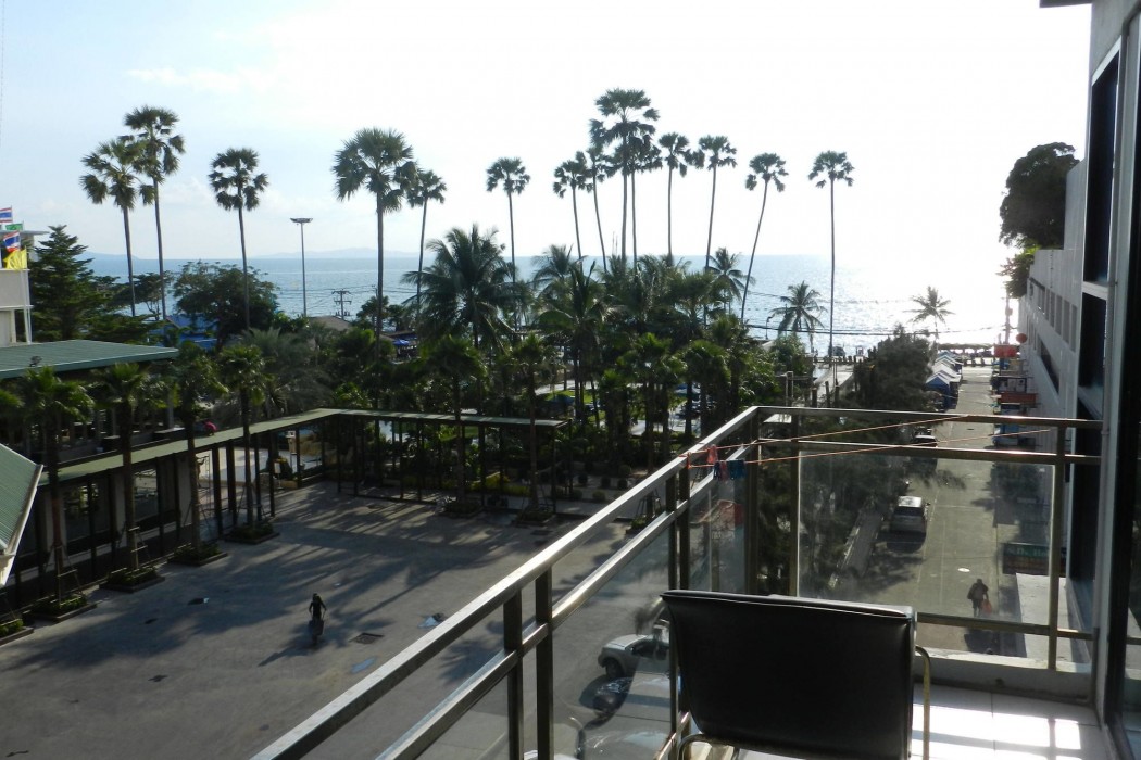 Apartments Alex Group Neocondo Pattaya 29/100