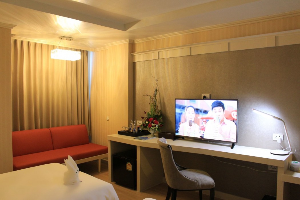 Vwish Hotel 30/80