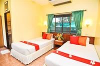 The Golddigger's Resort 32/81