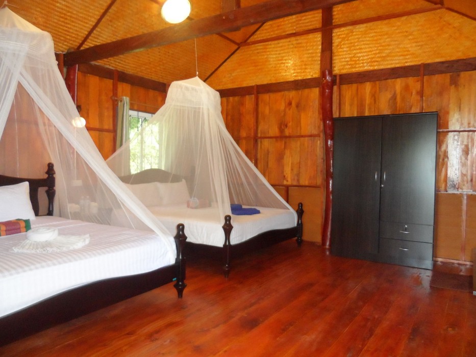Jungle Hill Beach Bungalow 25/63