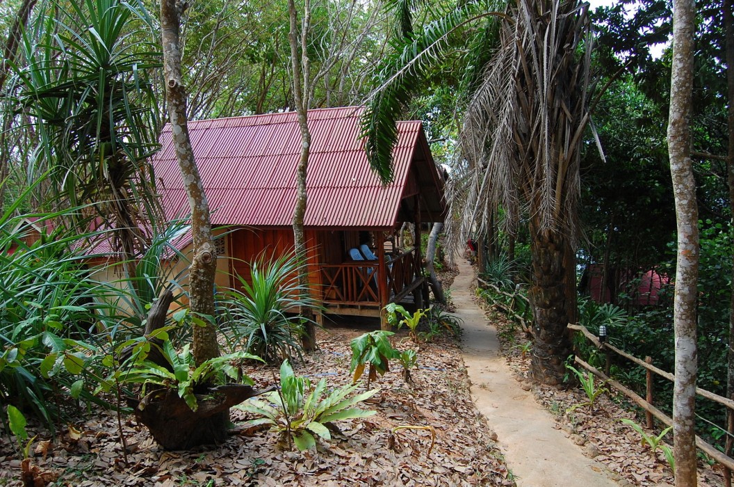 Jungle Hill Beach Bungalow 26/63