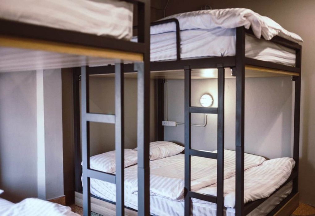 Merge Hostel 38/53