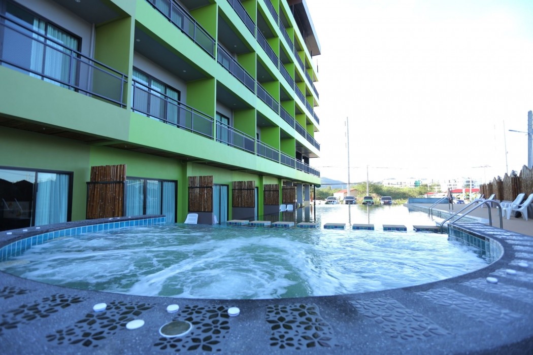 Bullkool Hua Hin 24/89