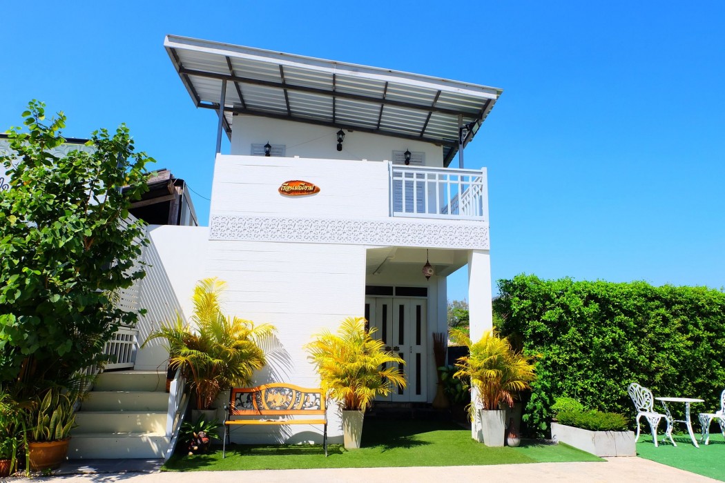 Moeimanee Resort 48/62