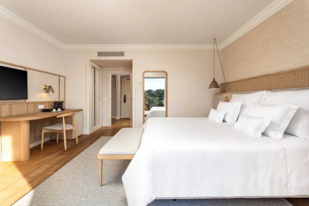 Grande Real Santa Eulalia Resort & Hotel Spa 11/69