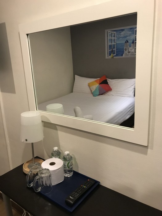 The 44 - Hostel 3/33