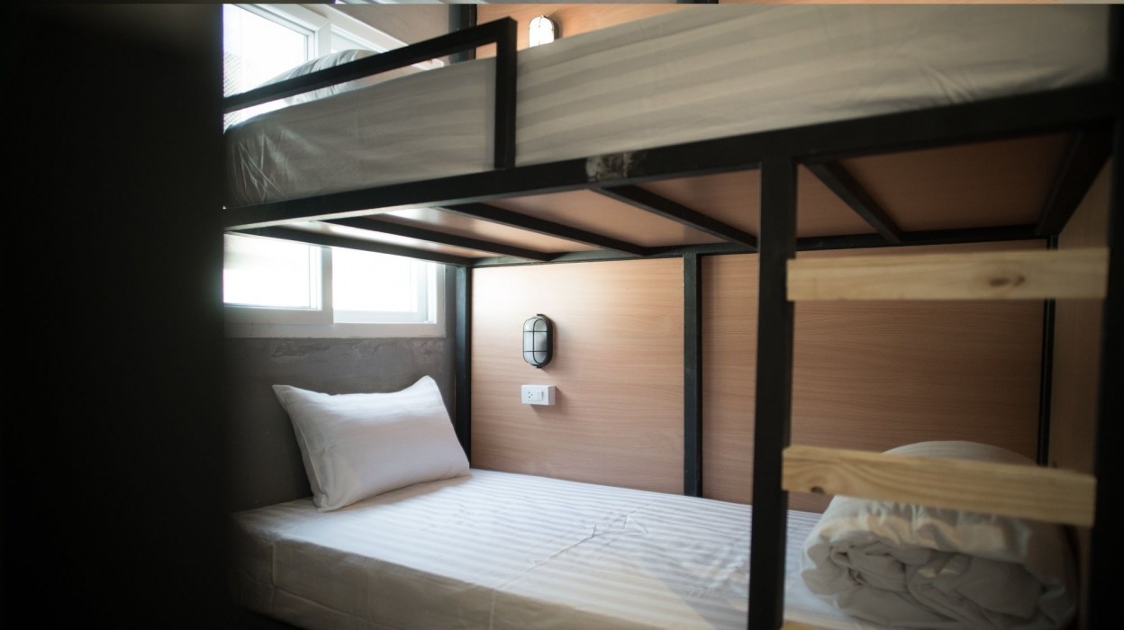 The 44 - Hostel 31/33