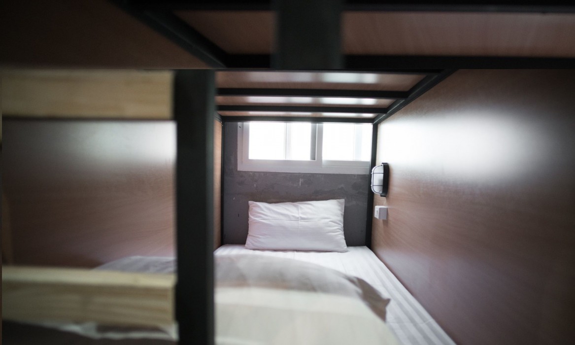 The 44 - Hostel 9/33
