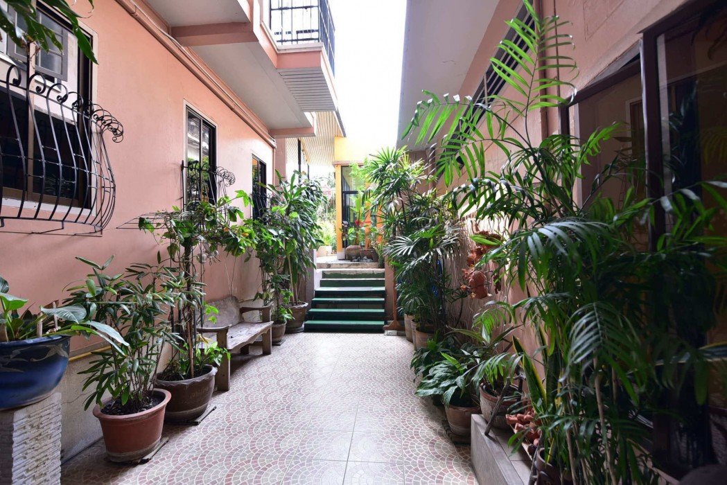 Sansabai House Hotel 40/49