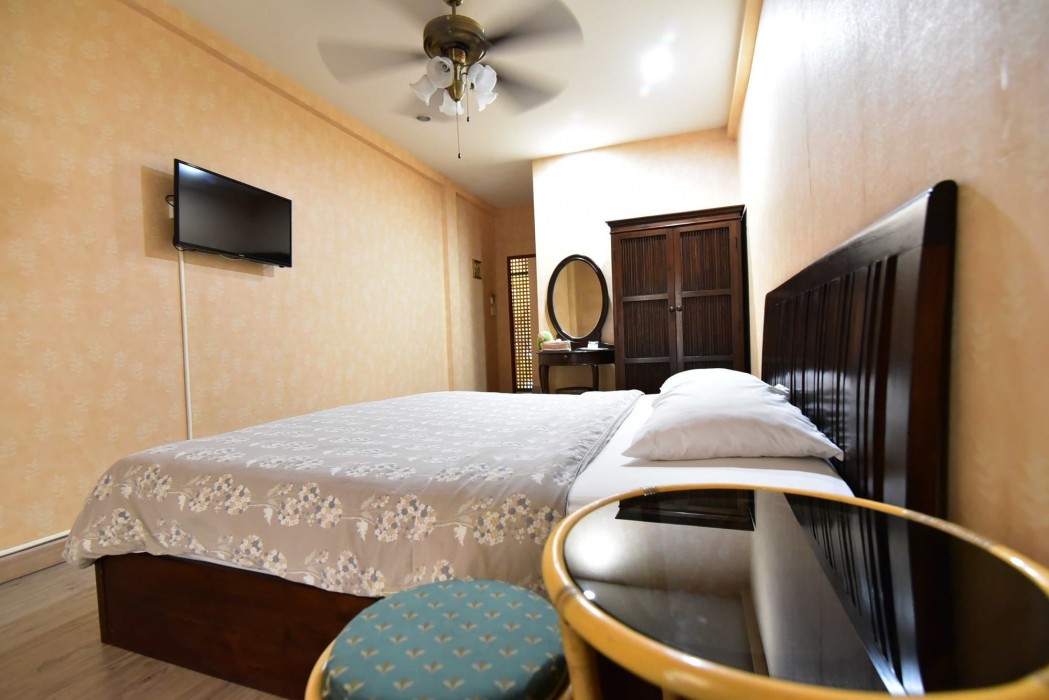 Sansabai House Hotel 30/49