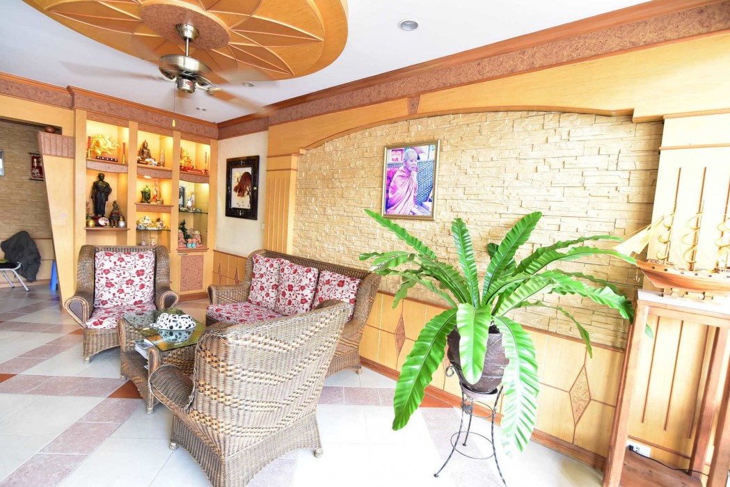 Sansabai House Hotel 39/49