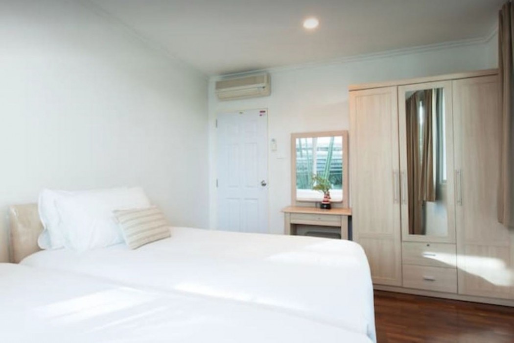 Baan San Ploen Condominium By Renvio 18/54