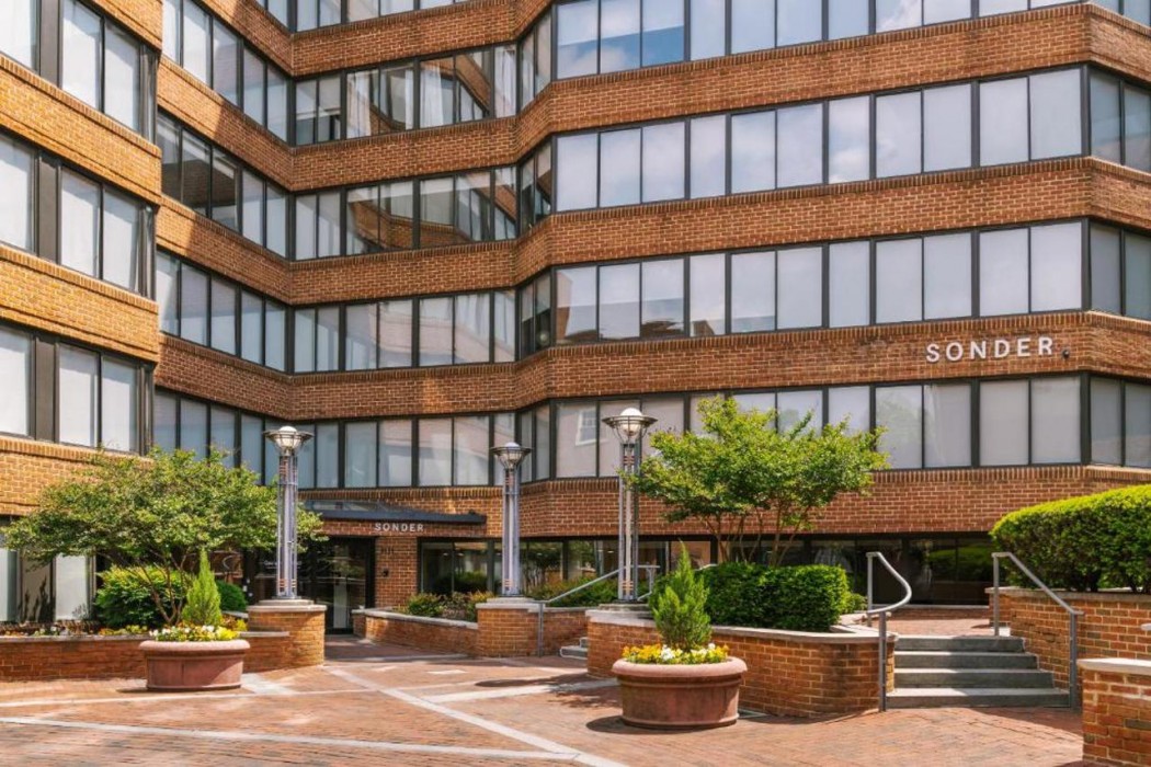 Sonder Georgetown C&O 2/55