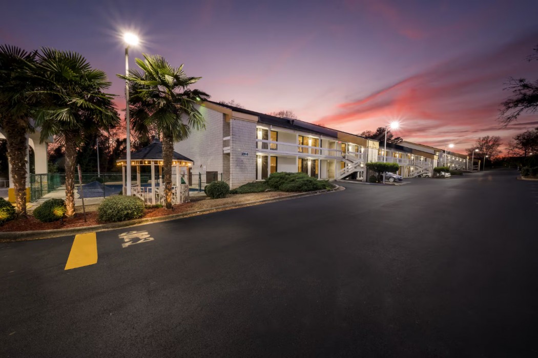 Days Inn By Wyndham Raleigh Midtown 6/60