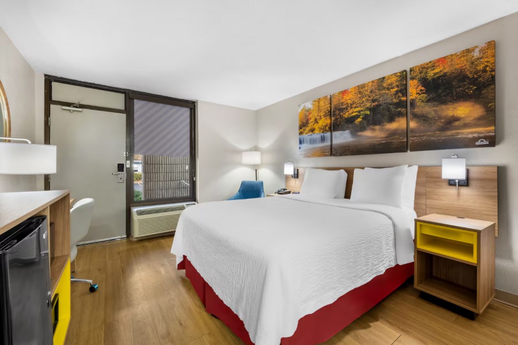 Days Inn By Wyndham Raleigh Midtown 35/60
