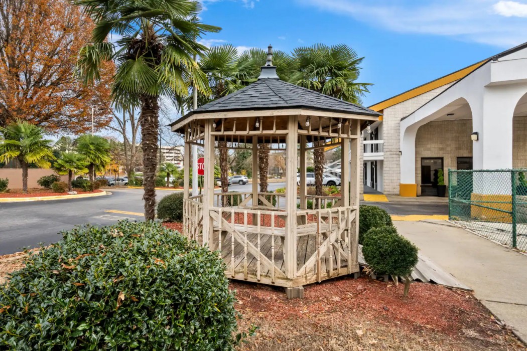 Days Inn By Wyndham Raleigh Midtown 8/60