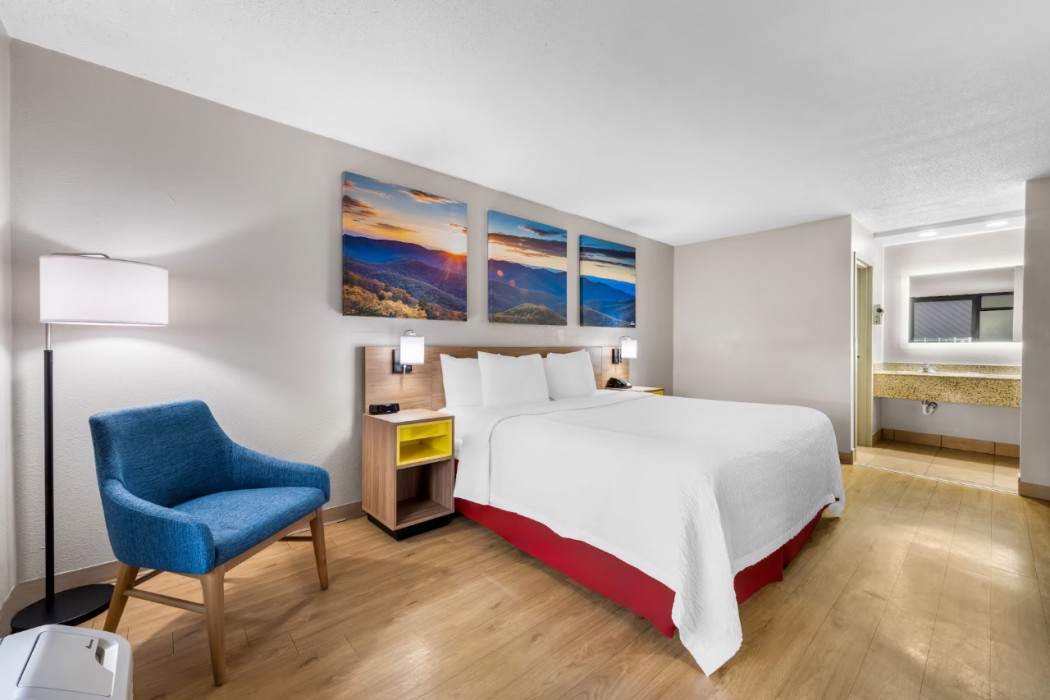 Days Inn By Wyndham Raleigh Midtown 22/60