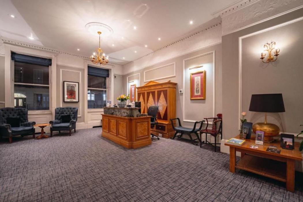 Grange Buckingham Hotel 6/58
