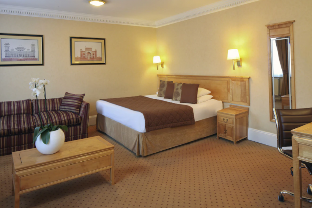 Grange Buckingham Hotel 24/58