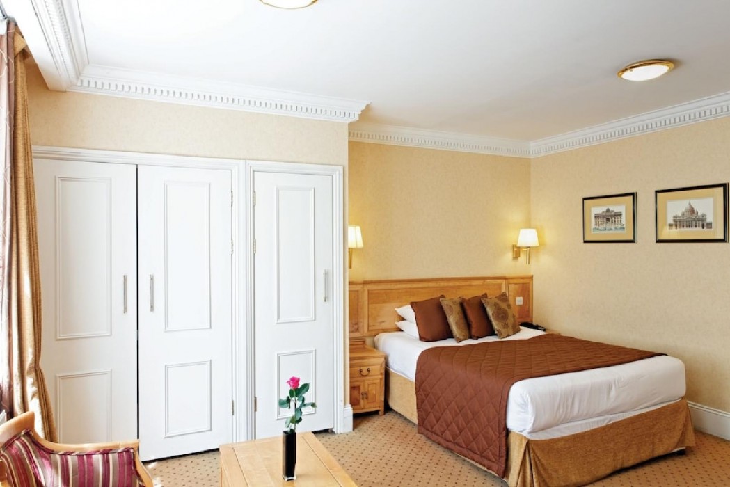 Grange Buckingham Hotel 13/58