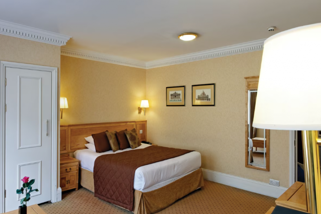 Grange Buckingham Hotel 17/58