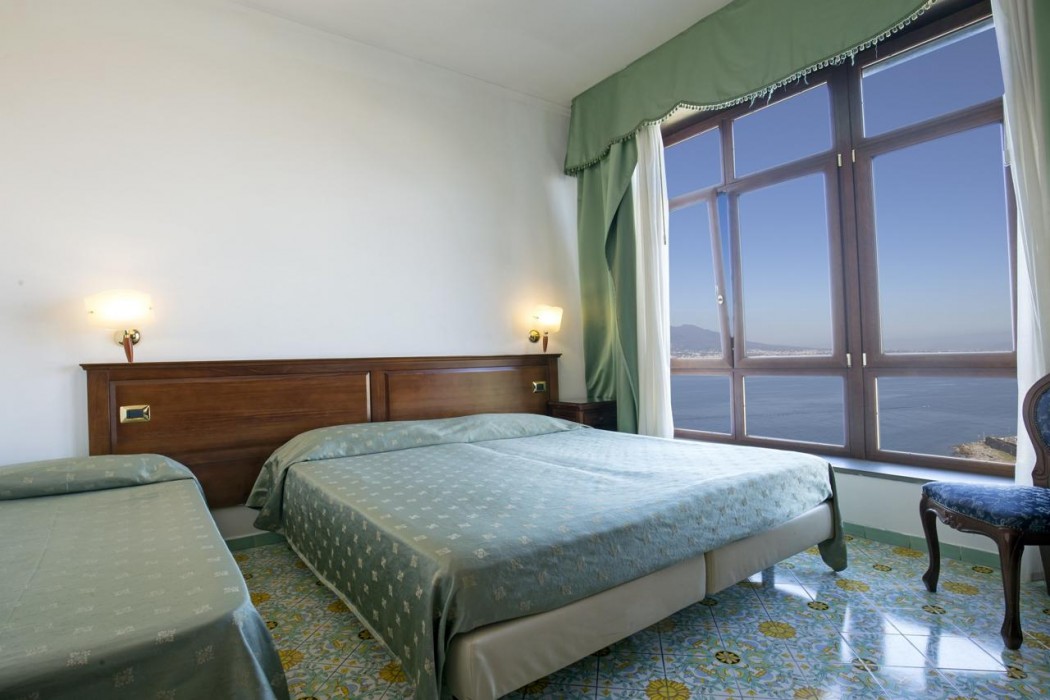 La Panoramica Hotel 6/67