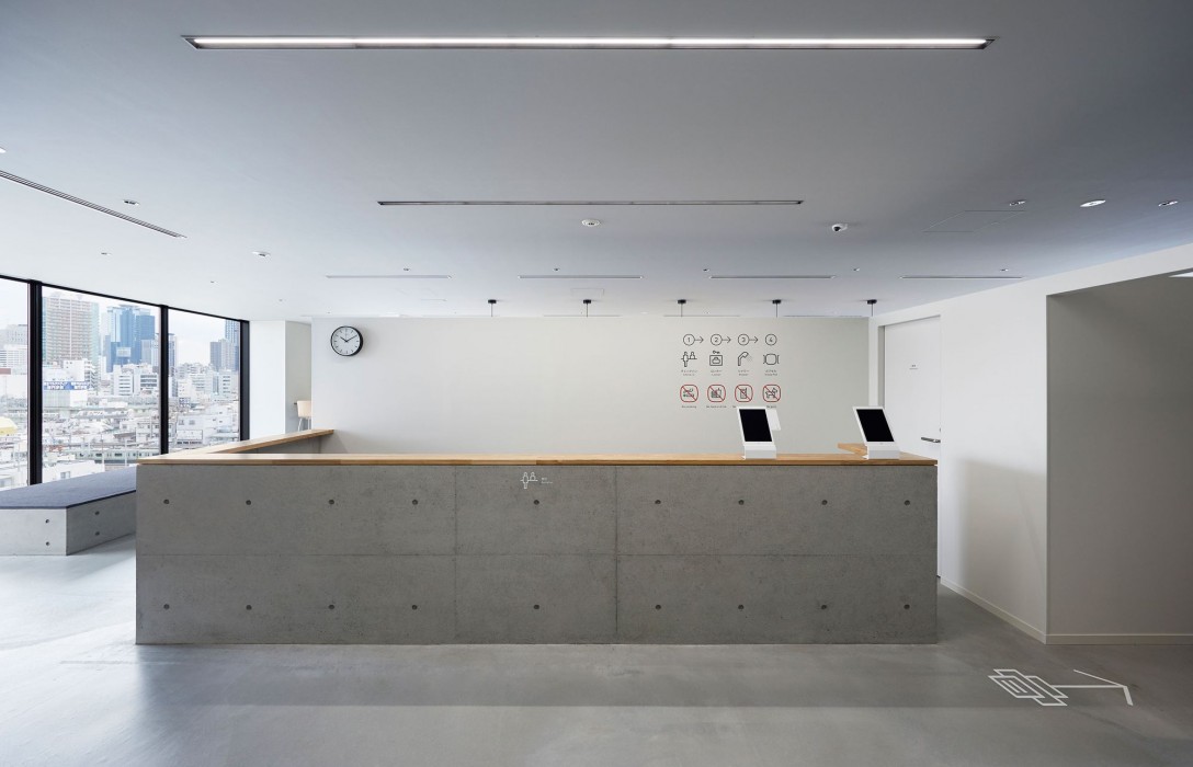 Rembrandt Cabin Shinjuku Shin Okubo 32/70