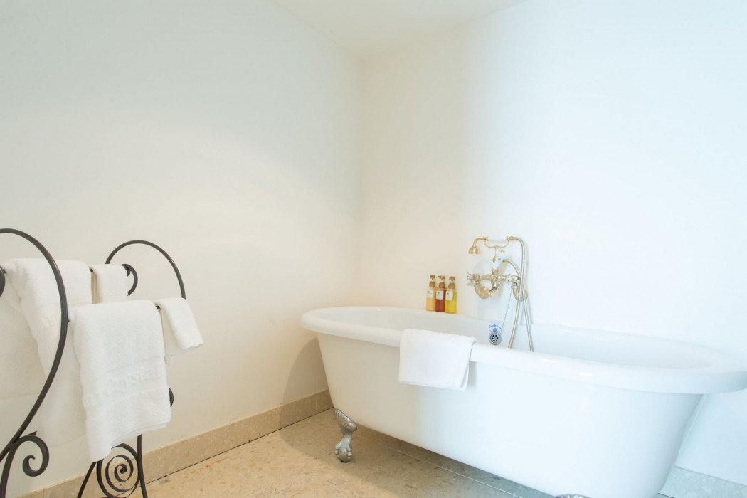 Shonan Kamakura Crystal Hotel 44/89
