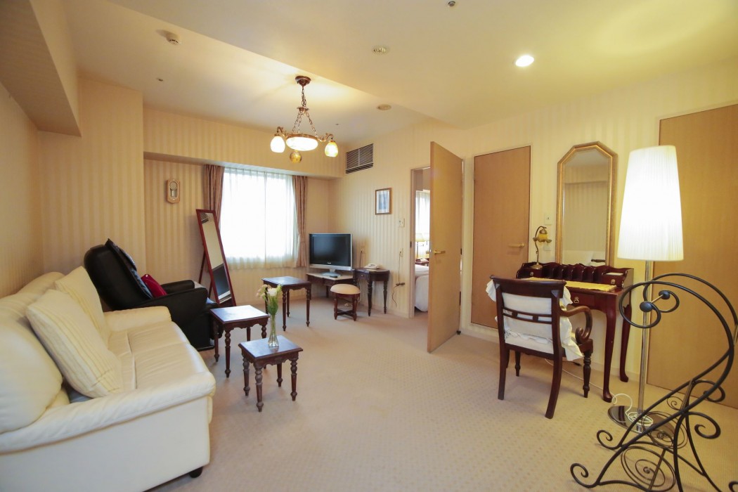 Shonan Kamakura Crystal Hotel 63/89