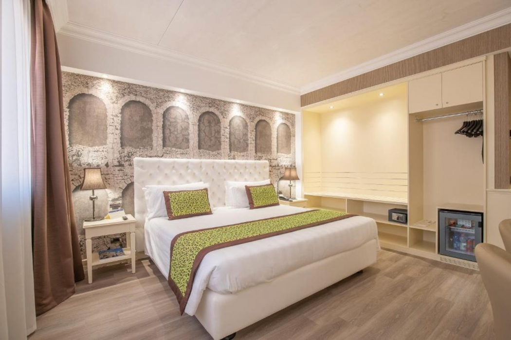 Giberti Hotel 7/25