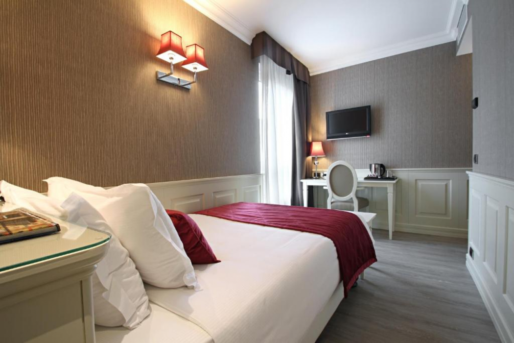 Giberti Hotel 8/25