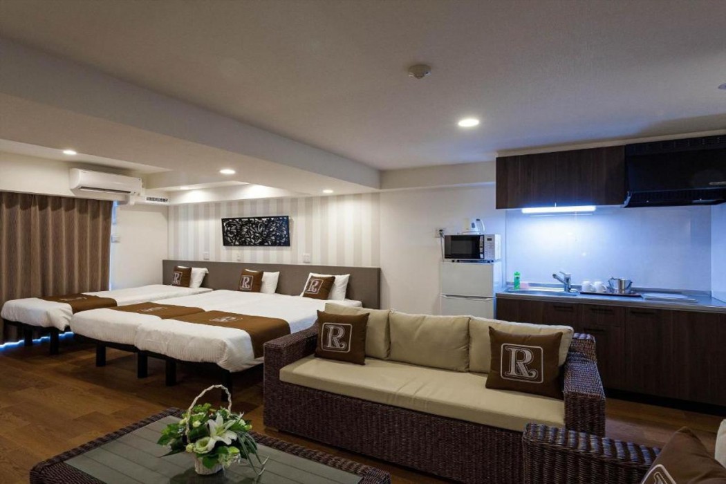 Living Inn Asahibashiekimae Premier 14/60
