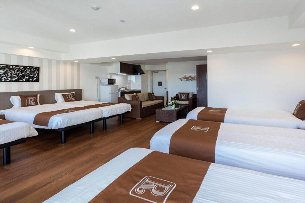 Living Inn Asahibashiekimae Premier 13/60