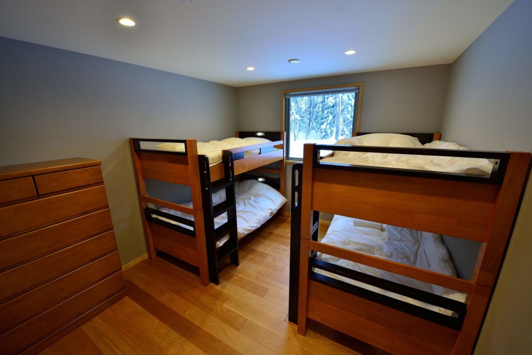 Bluebird Chalets 25/57