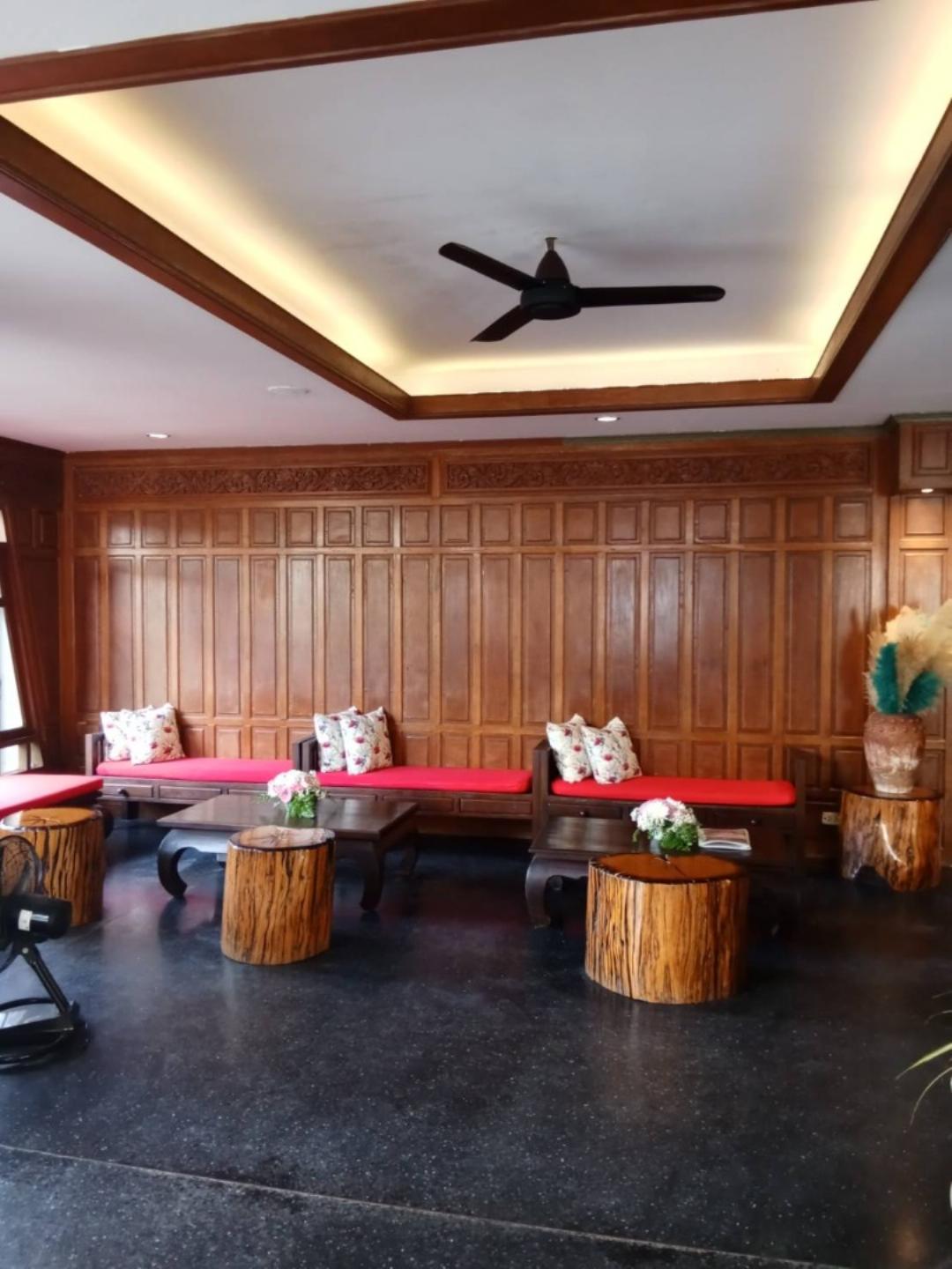 THAI HOUSE BEACH RESORT 12/75