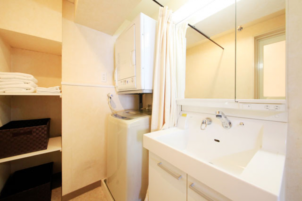 Shinjuku Urban Hotel 11/61