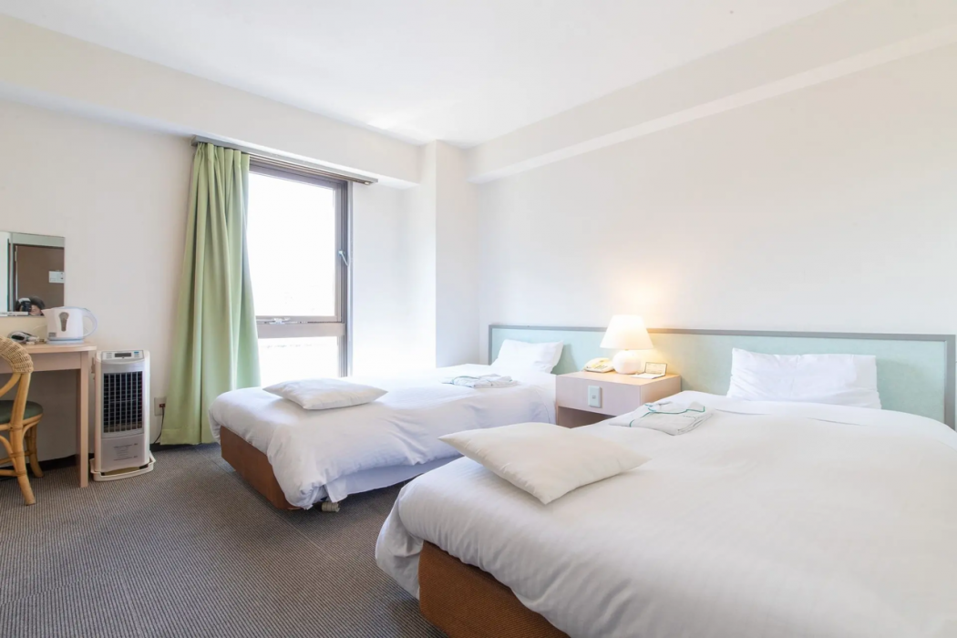 Tabist Sasebo Palace Hotel 12/66