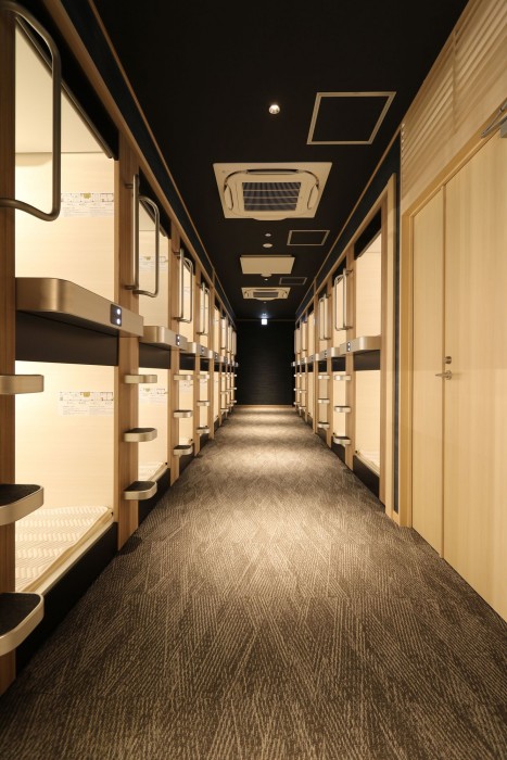 J-Ship Osaka Namba 24/74