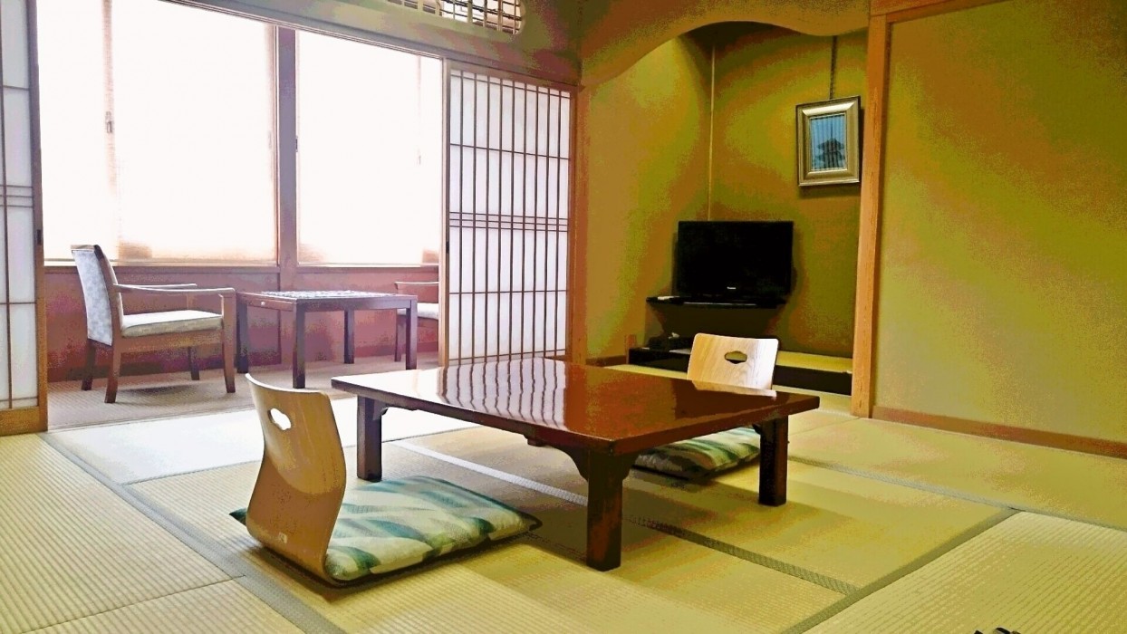 Mitsuwa Ryokan 5/14