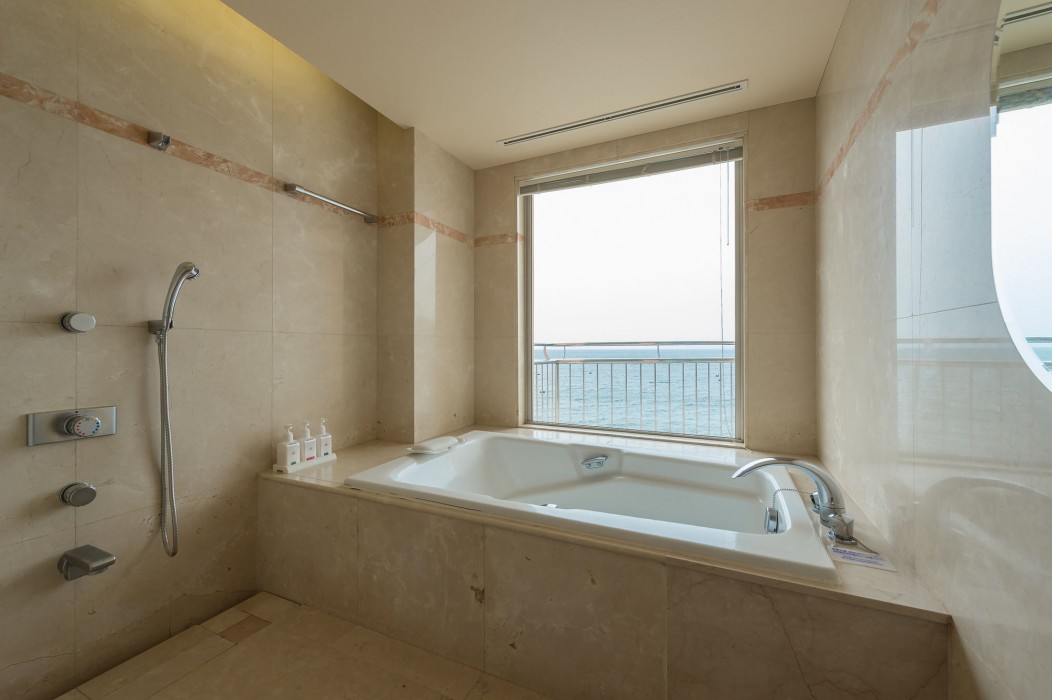Awashima Hotel 7/60