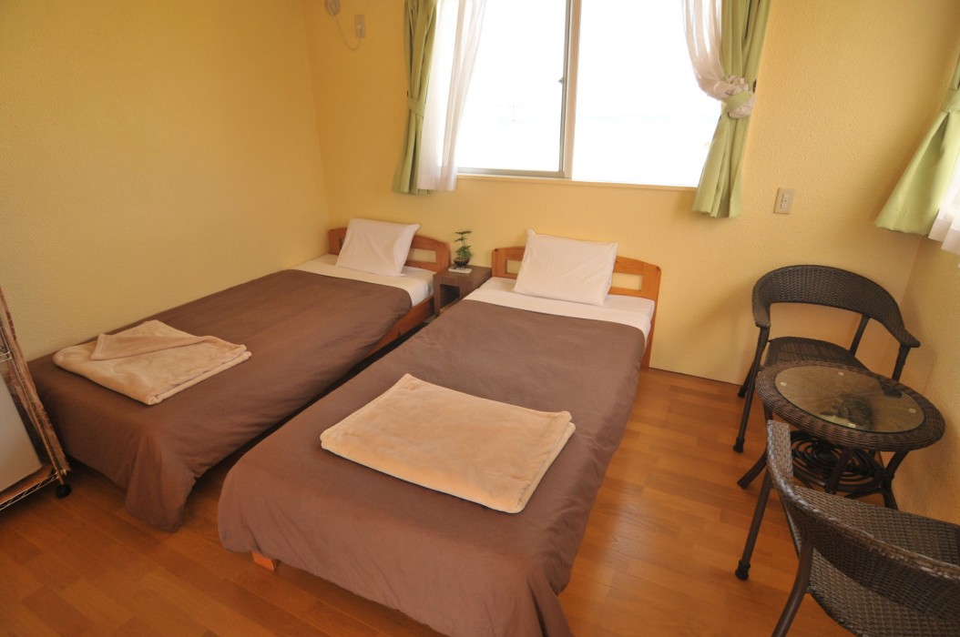 Yukurina Resort Okinawa 40/100