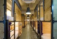 The Kitchen Hostel Ao 24/74
