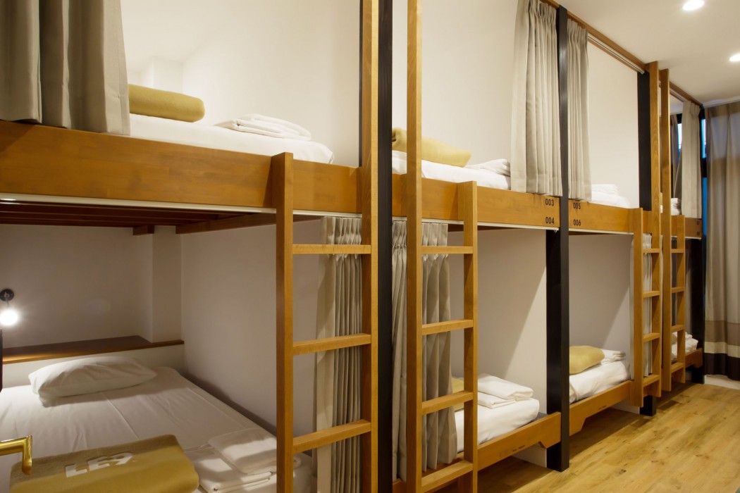 The Next Door Hostel Lower East Nine 22/84