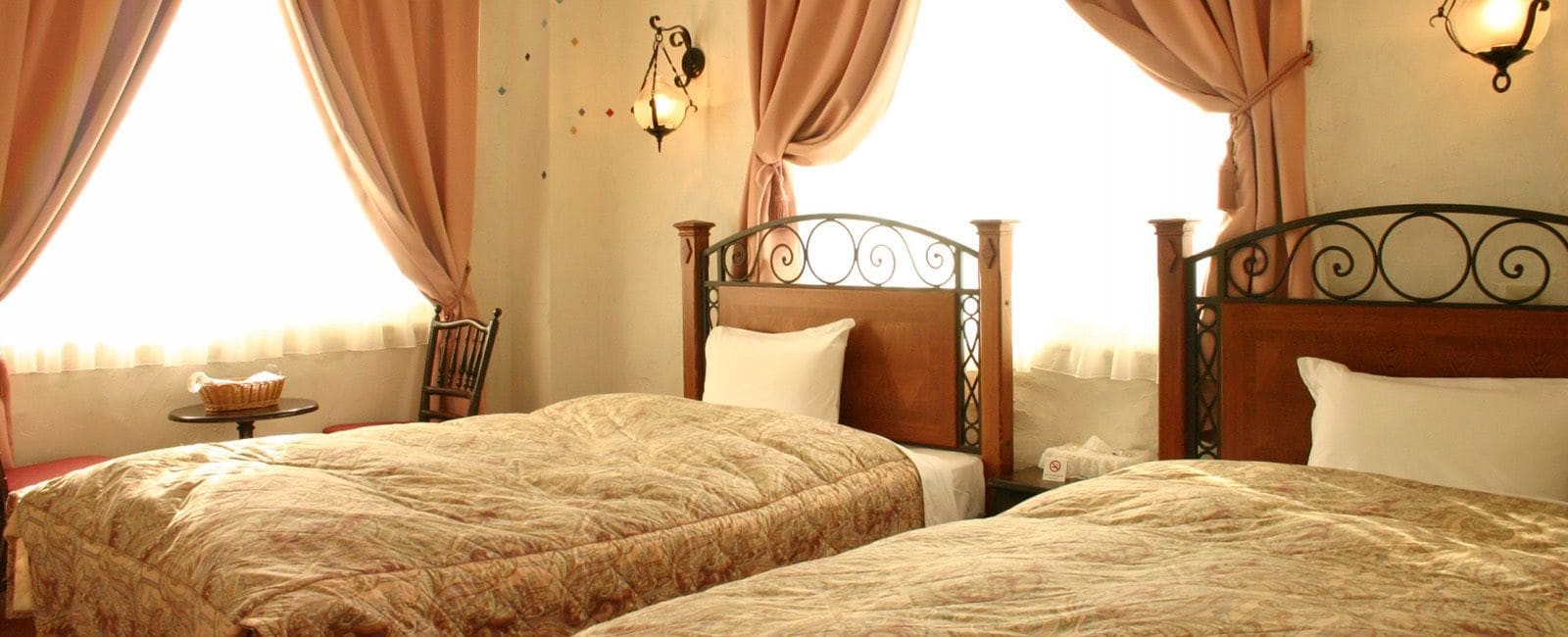 Arabianart Hotel & Gallery 12/48
