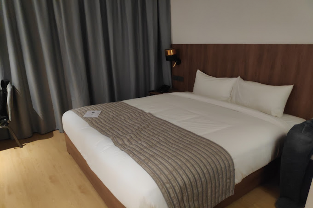 Axil Hotel (ex Faidherbe Hotel) 8/40