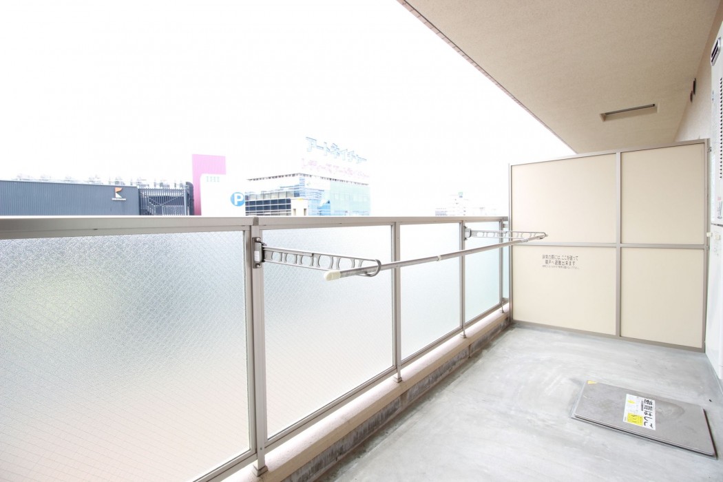 Patio Kyobashi 27/81